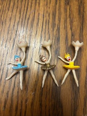 Vintage cake toppers